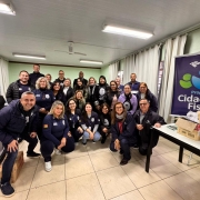 Fotografia da equipe do Instituto-Geral de Perícias, da Receita Federal e de outros órgãos que participaram do evento.